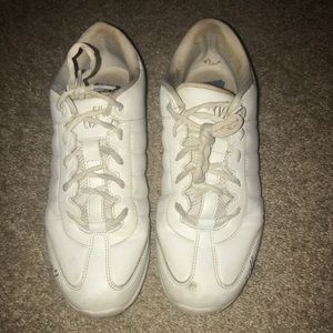 Varsity cheer shoes